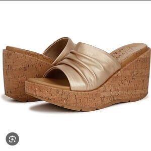 NIB Blowfish Women's Cork Leather Boynton Wedge Platform  Sandals Sz 6 Soft Sand